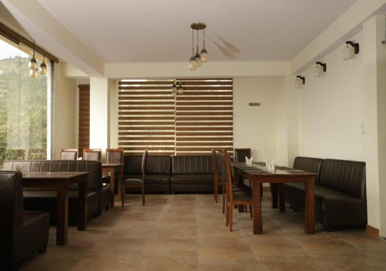 The Alpine Retreat Hotel Shimla Bagian luar foto